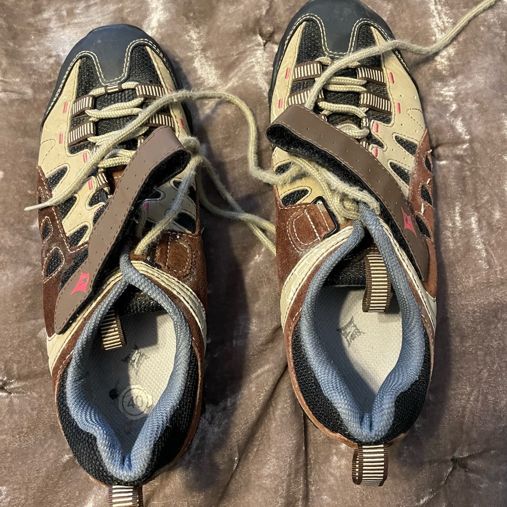 Womens indoor cycling shoes